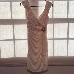 Womens Maggy London formal/cocktail dress Sz 4